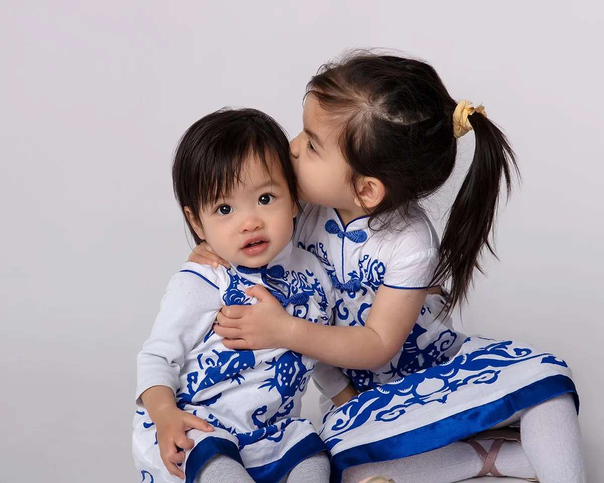 Toddler and family milestone portrait photographed by Photo Hive in Auckland